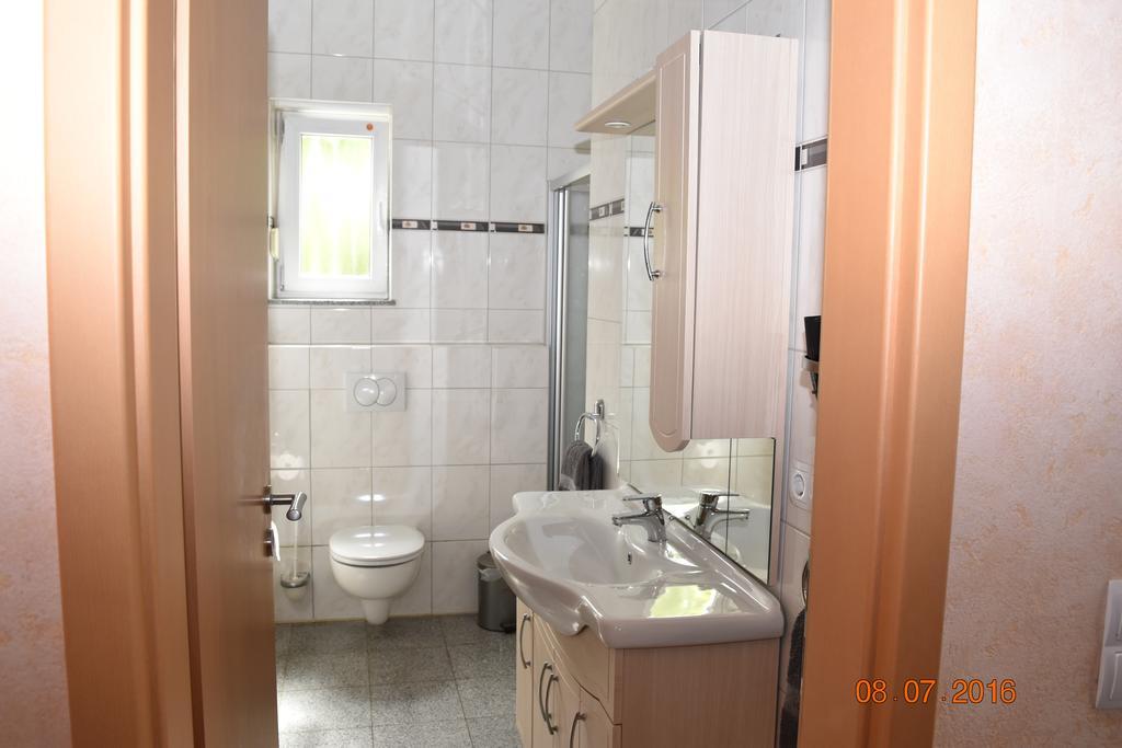 Ferienweingut Borens Wiltingen Buitenkant foto